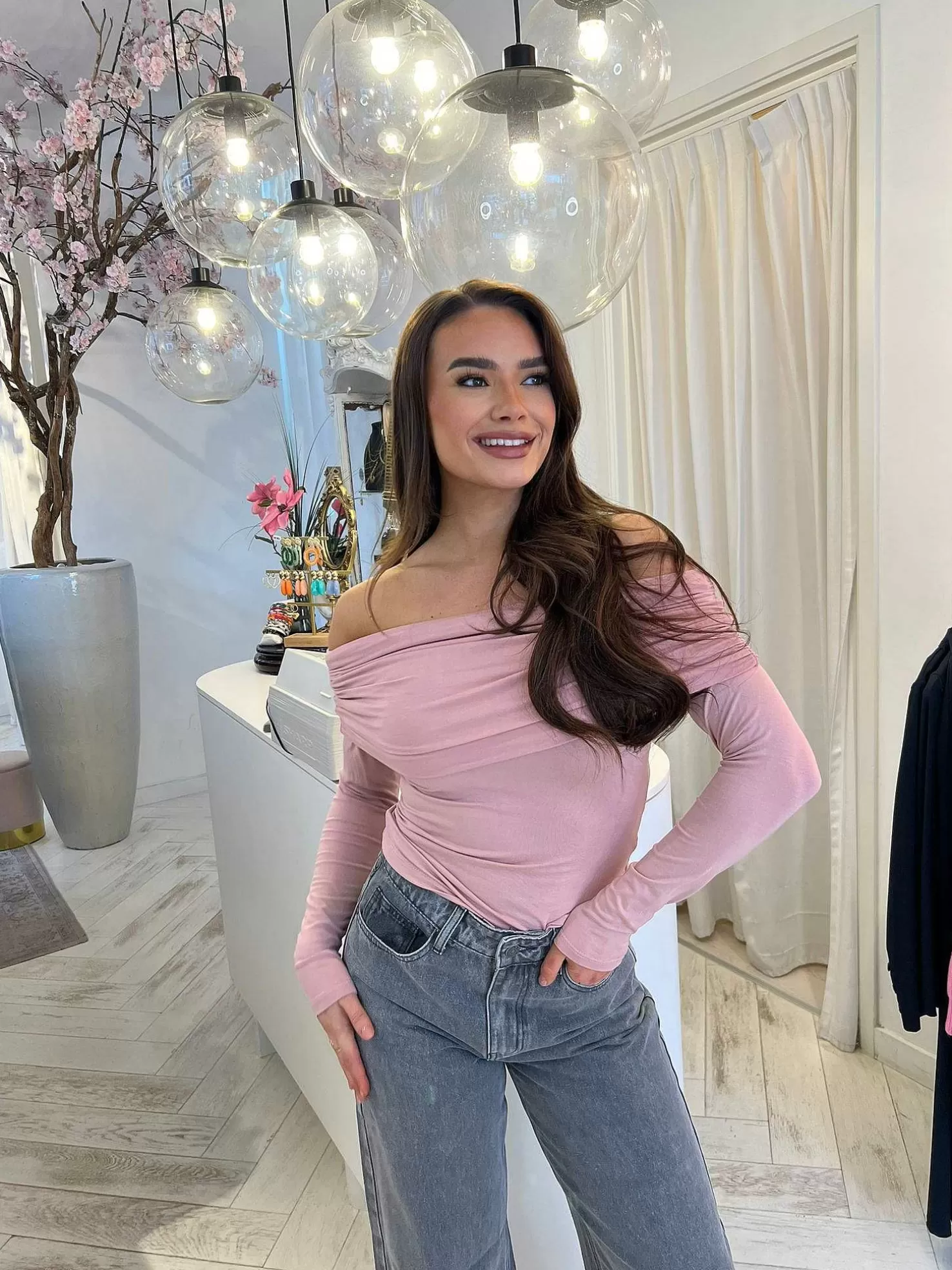 LOF Boutique Tops & Blousjes>Lana Off Shoulder Top Vintage Pink